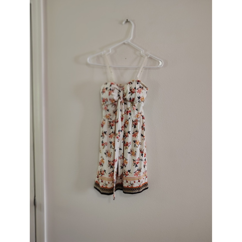 No Boundaries Floral Mini Dress Small White Sweetheart Neck Front Tie Smocked